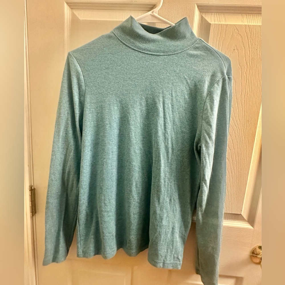 Laura Scott Light Blue Long Sleeve Turtleneck Top - M